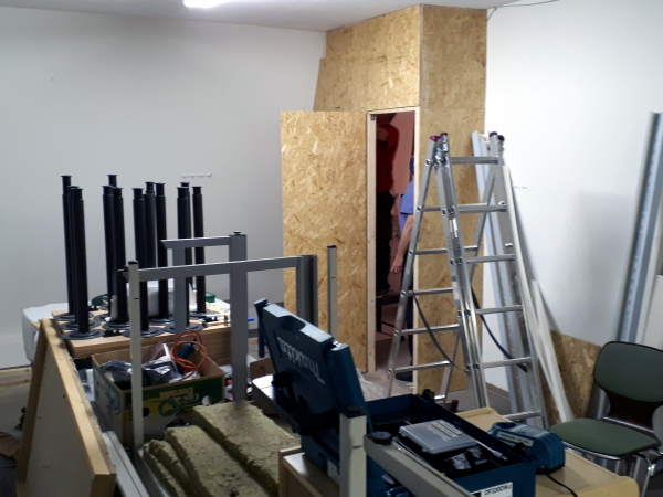 Renovierungsarbeiten im neuen Raum